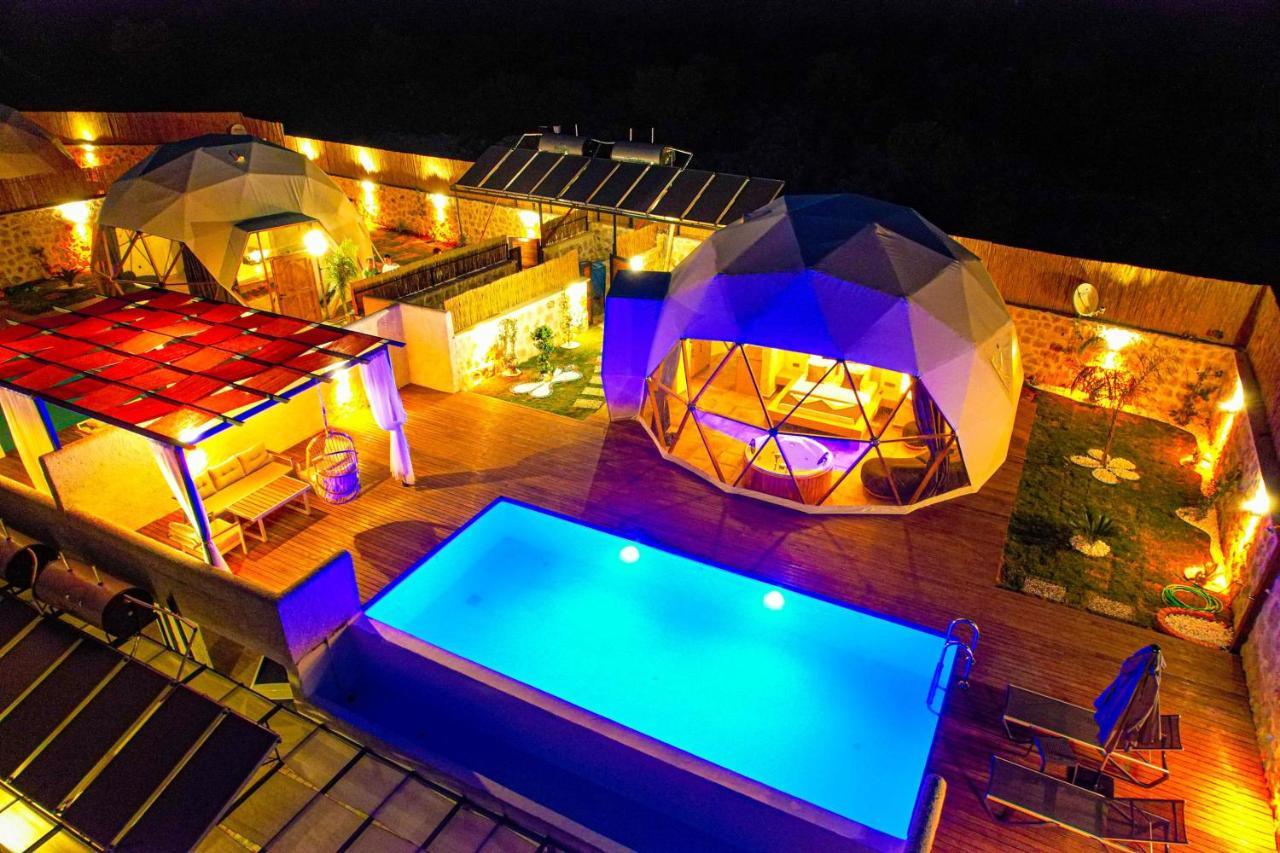Kalkan Dome Suites & Deluxe-Glamping Holiday In Kalkan Kaş Dış mekan fotoğraf