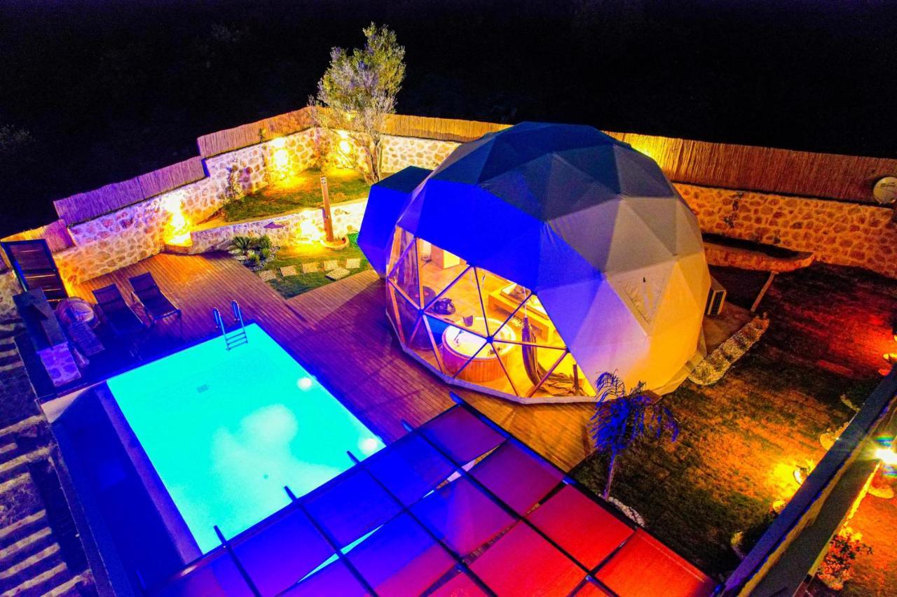 Kalkan Dome Suites & Deluxe-Glamping Holiday In Kalkan Kaş Dış mekan fotoğraf