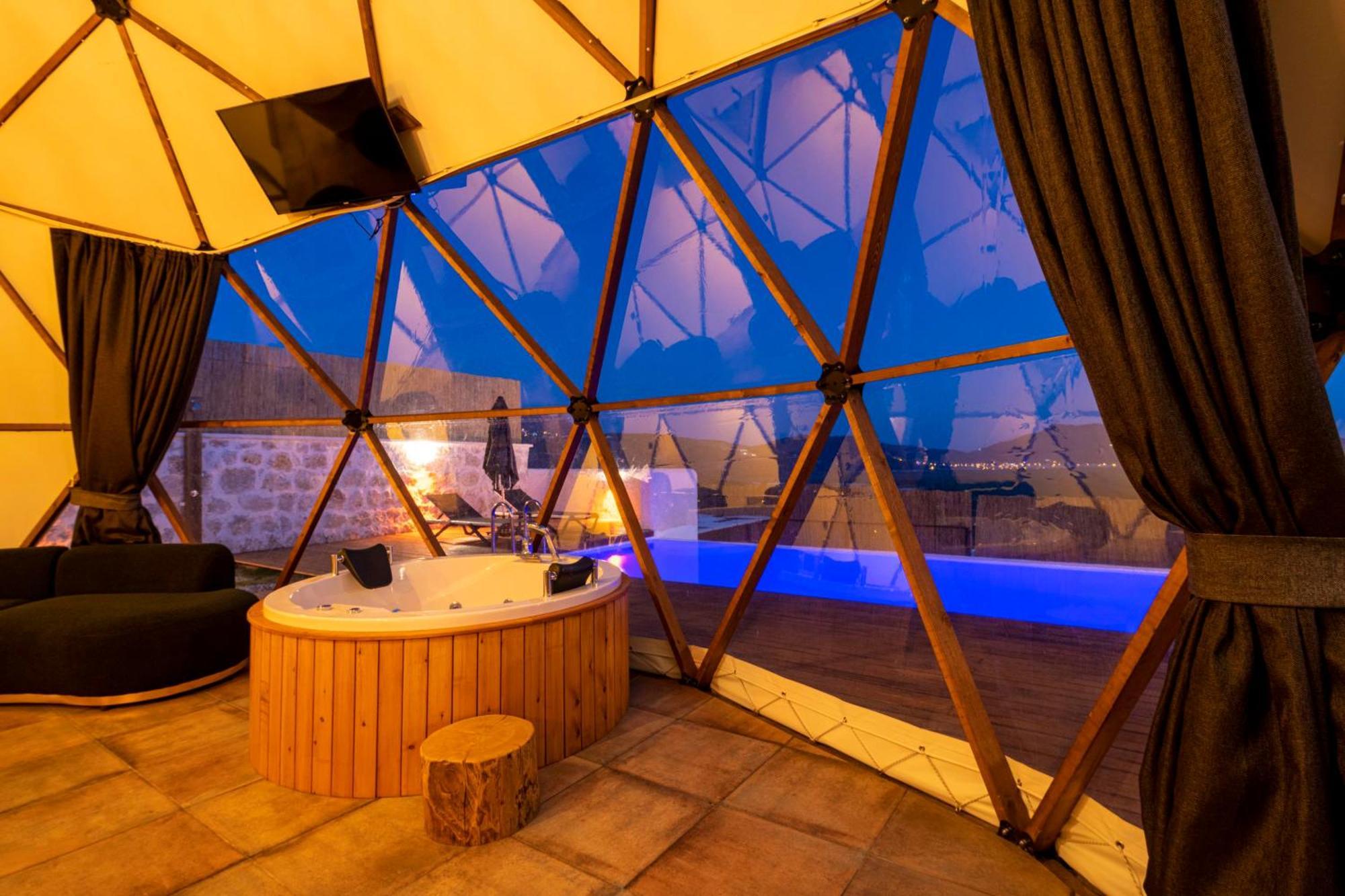 Kalkan Dome Suites & Deluxe-Glamping Holiday In Kalkan Kaş Dış mekan fotoğraf